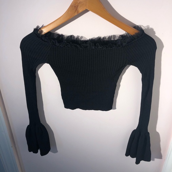 🌻Flare sleeve cropped top🌻 - Picture 4 of 4